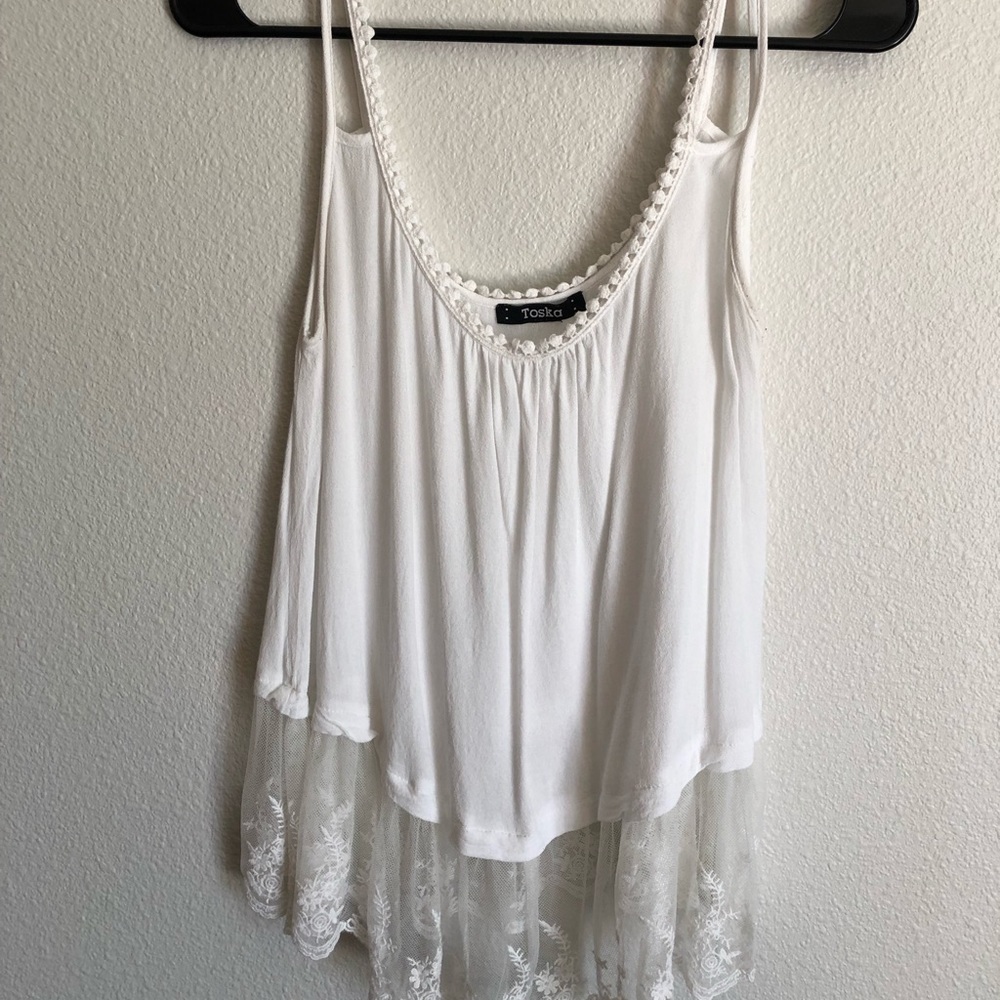 White braided flowy tank top